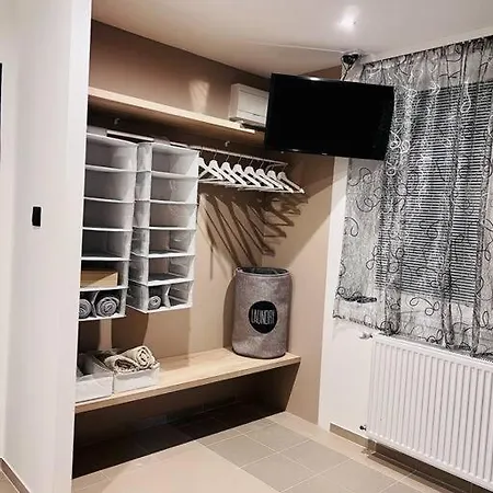 Sparrow Apartmens 2 - Vrabcia Ulica 9, *