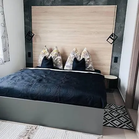 Sparrow Apartmens 2 - Vrabcia Ulica 9, Košice