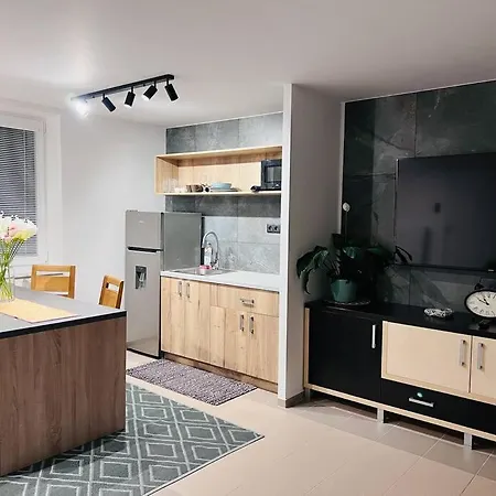 Sparrow Apartmens 2 - Vrabcia Ulica 9, *